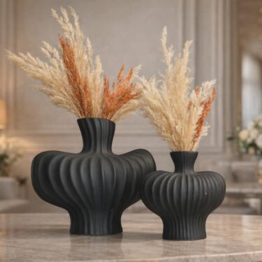 Duo de Vases en Céramique Noir Mat – Design Moderne Côtelé