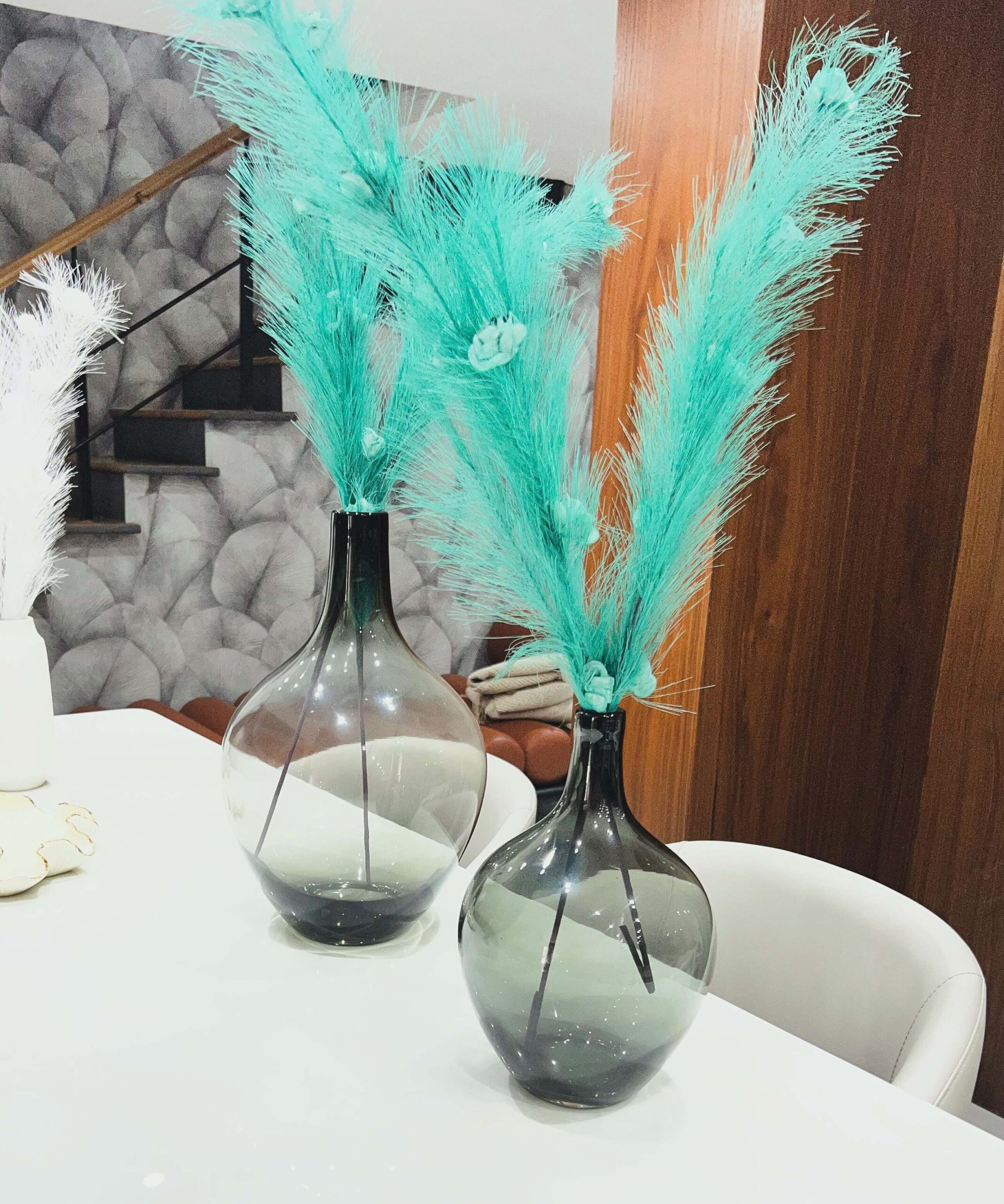 Duo de Vases en Verre Fumé – Design Organique et Contemporain – Image 4