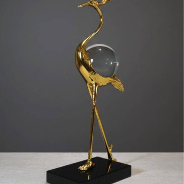 Héron Royal Doré avec Sphère de Cristal